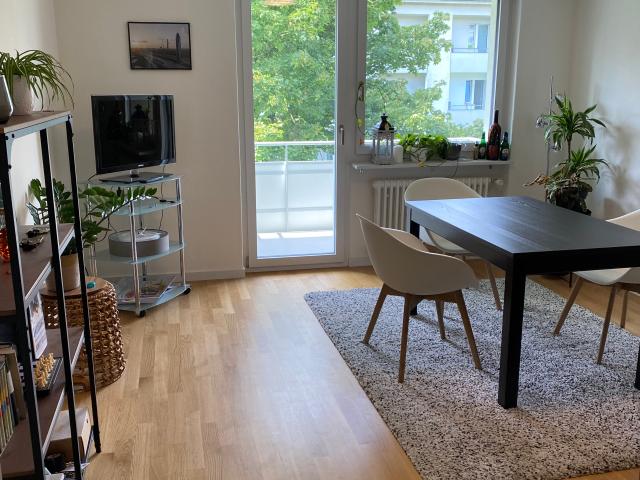 Zimmer mieten in Einigen, Zürich