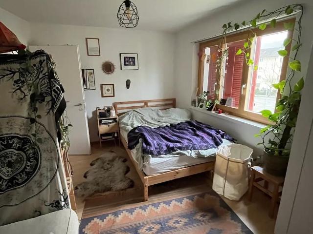 Zimmer mieten in Einigen, Zürich