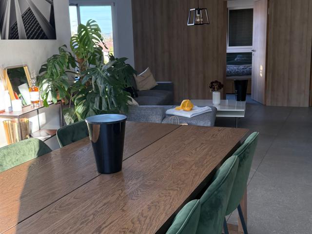 Zimmer mieten in Einigen, Zürich