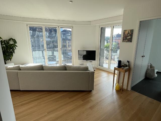 Zimmer mieten in Einigen, Zürich