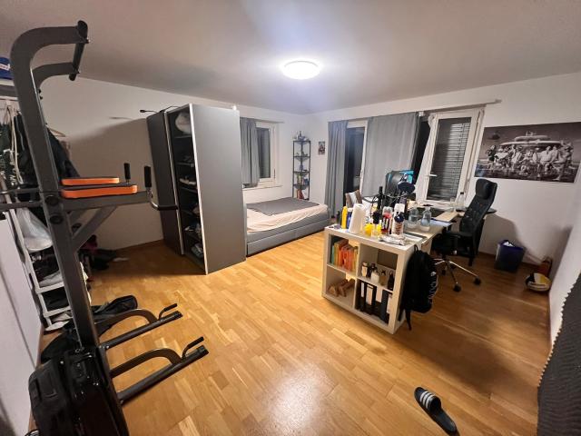Zimmer mieten in Einigen, Zürich