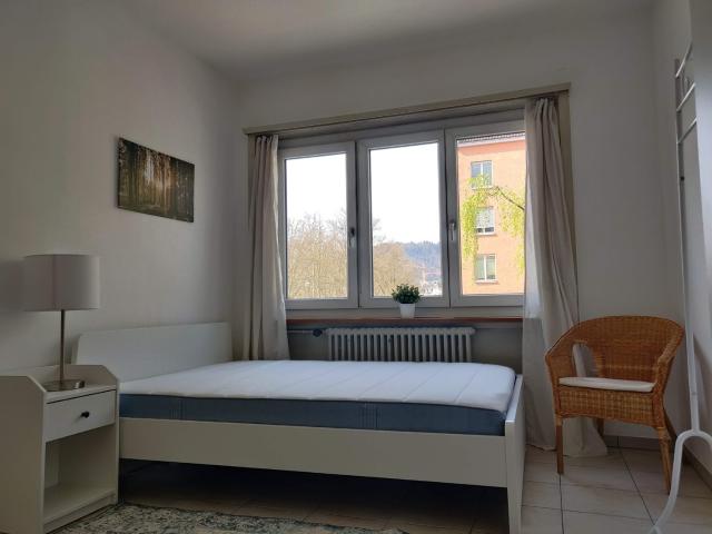 Zimmer mieten in Einigen, Zürich
