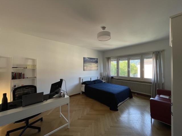 Zimmer mieten in Einigen, Zürich