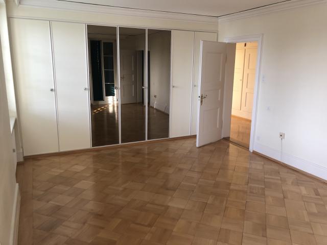 Zimmer mieten in Einigen, Zürich