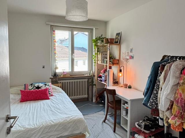 Zimmer mieten in Einigen, Zürich
