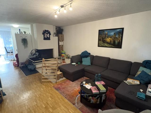 Zimmer mieten in Einigen, Zürich