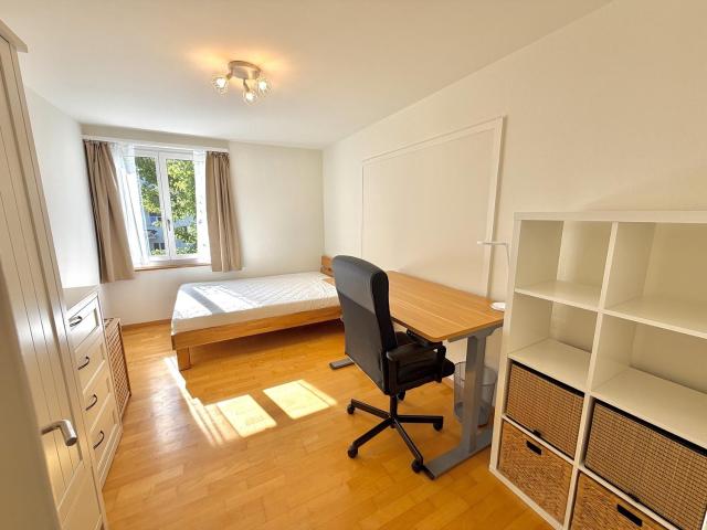 Zimmer mieten in Einigen, Zürich