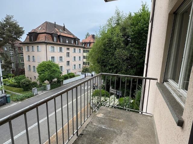 Zimmer mieten in Einigen, Zürich
