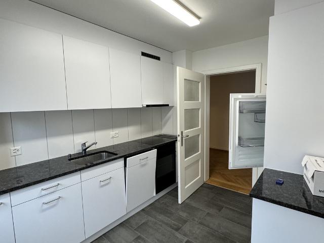 Zimmer mieten in Einigen, Zürich