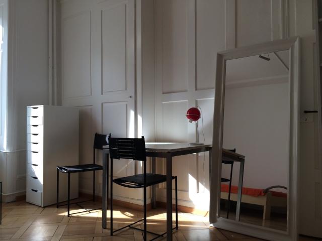 Zimmer mieten in Einigen, Zürich