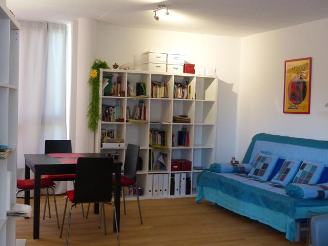 Zimmer mieten in Einigen, Zürich