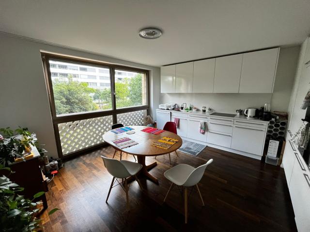Zimmer mieten in Einigen, Zürich