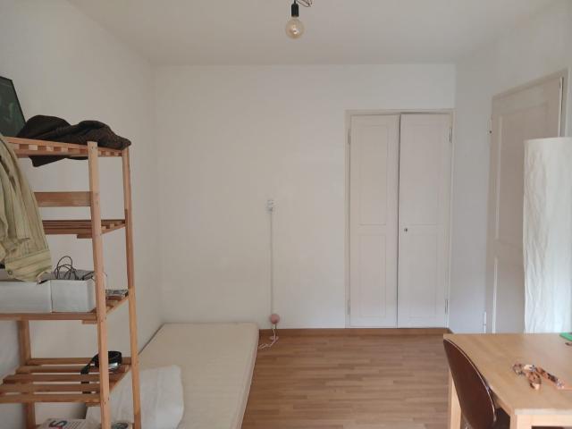 Zimmer mieten in Einigen, Zürich