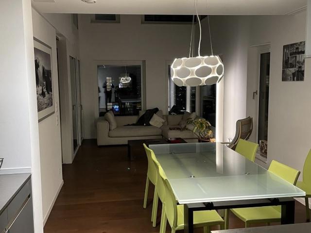 Zimmer mieten in Einigen, Zürich
