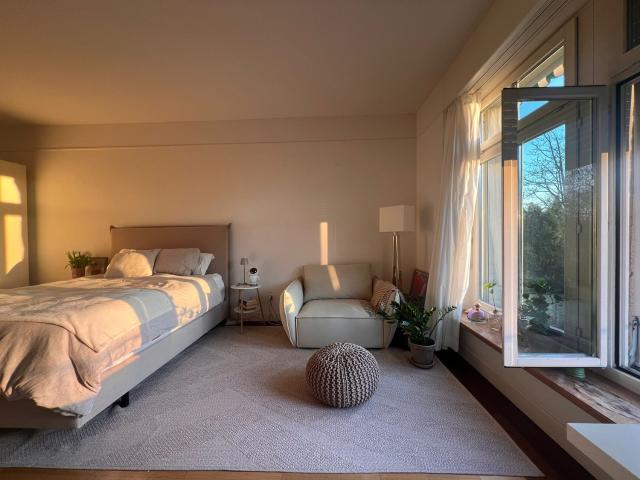 Zimmer mieten in Einigen, Zürich