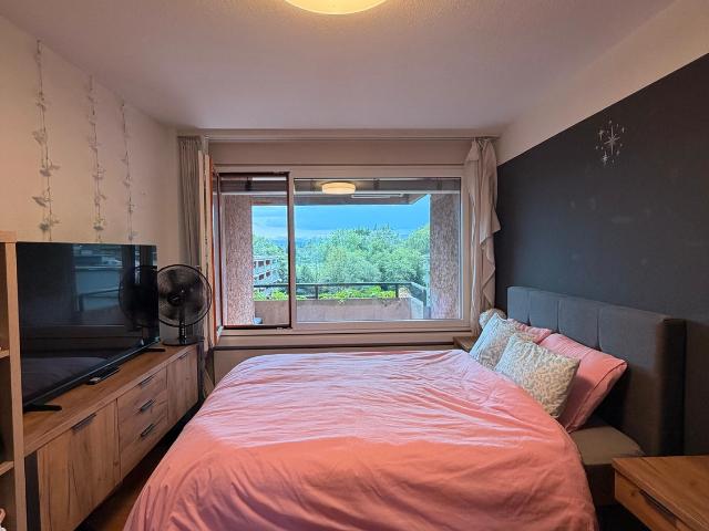 Zimmer mieten in Einigen, Zürich