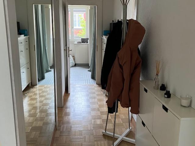 Zimmer mieten in Einigen, Zürich