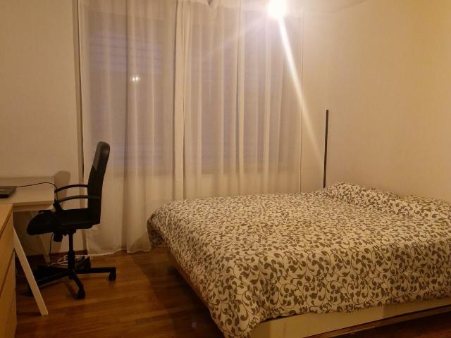 Zimmer mieten in Einigen, Zürich