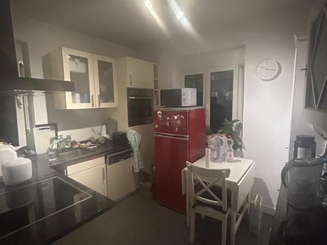 Zimmer mieten in Einigen, Zürich
