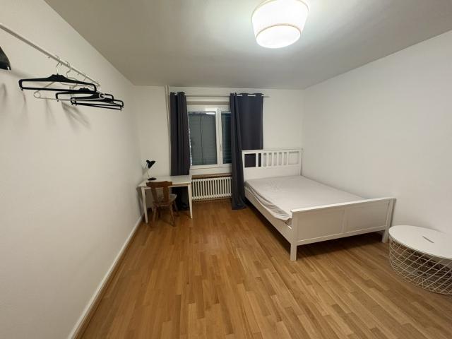 Zimmer mieten in Einigen, Zürich