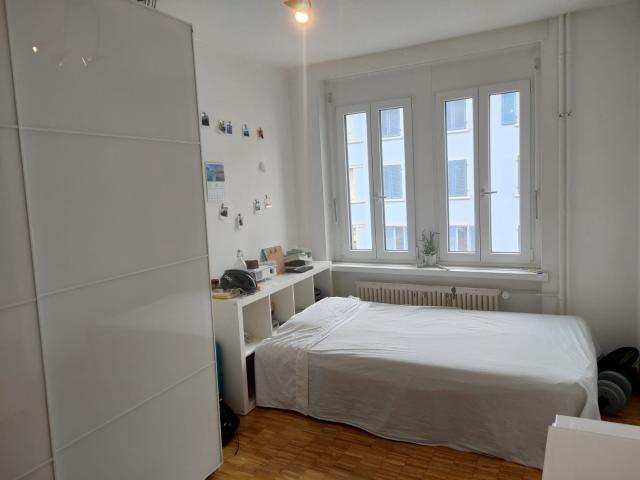 Zimmer mieten in Einigen, Zürich