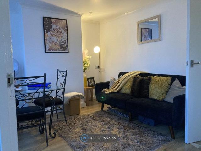 House for rent in West Bletchley, Bletchley