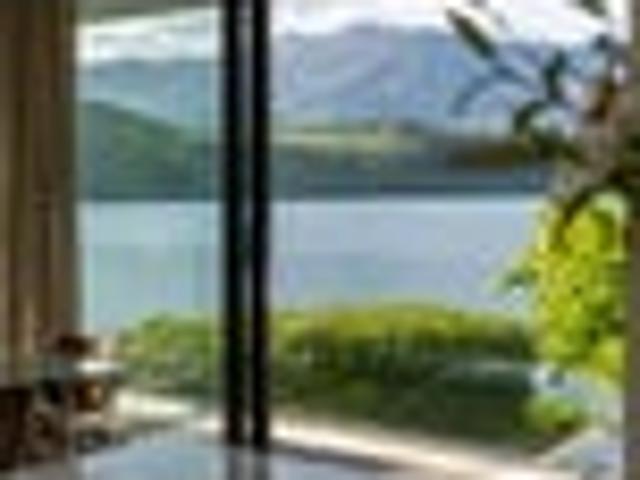 House for sale in Otakou