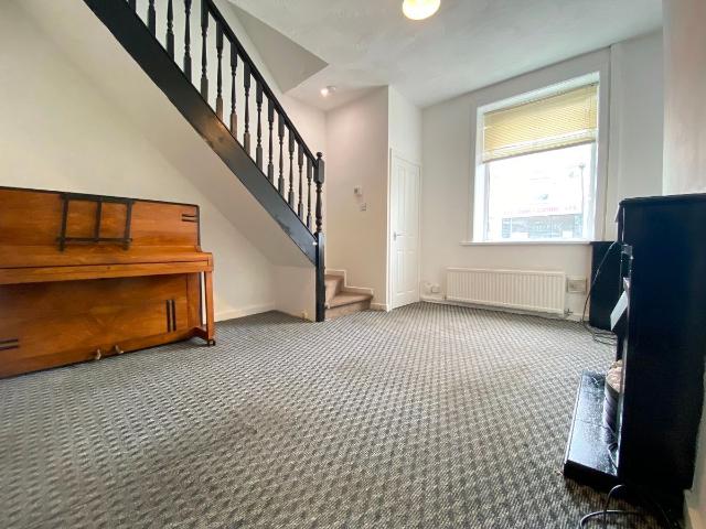 House for rent in Enfield, Backburn