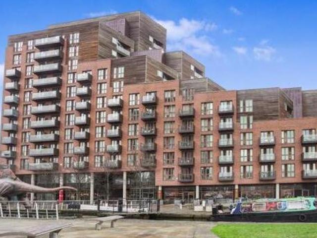 House for sale in Holbeck Urban Village, Leeds
