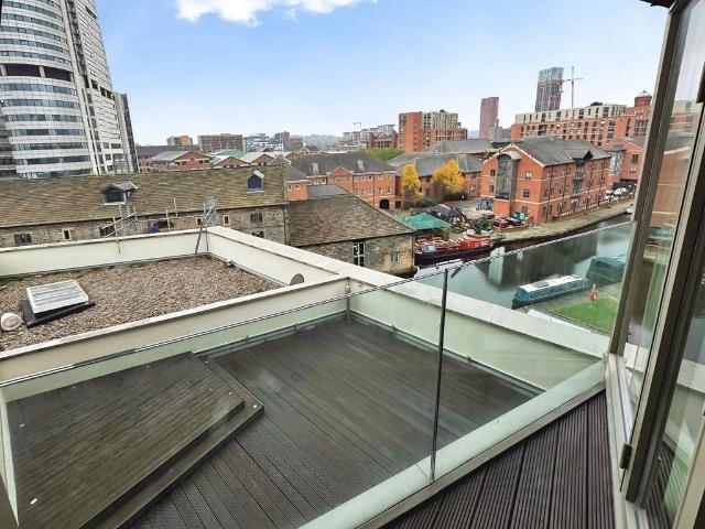 Apartment for rent in Granary Wharf, Leeds