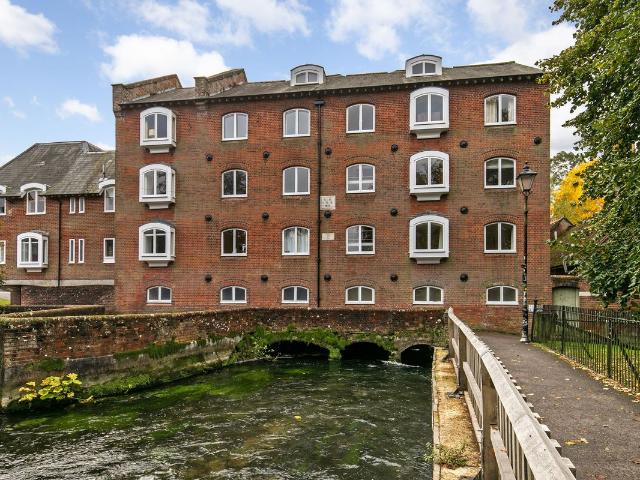 Apartment for rent in Hampshire