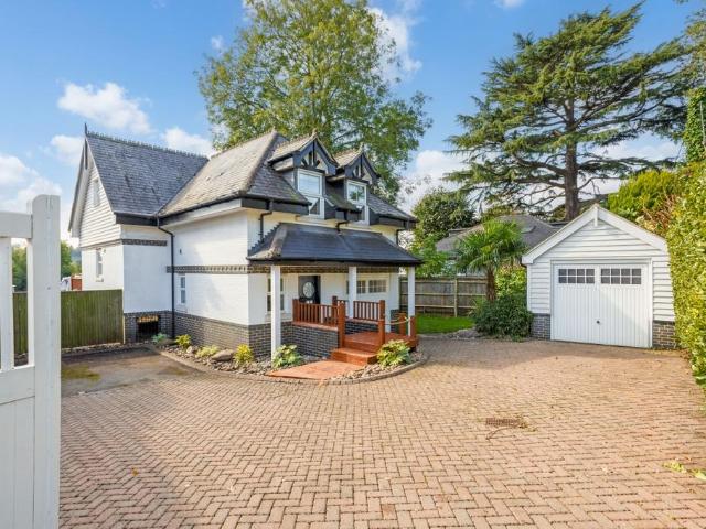 House for rent in Little Marlow, Buckinghamshire