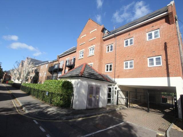 Apartment for rent in Batchworth