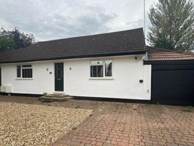House for rent in Surrey