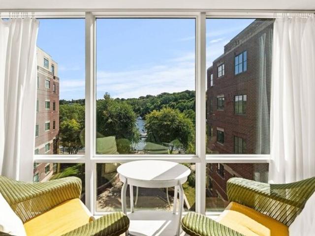 Condo for sale in Milton Village, Milton