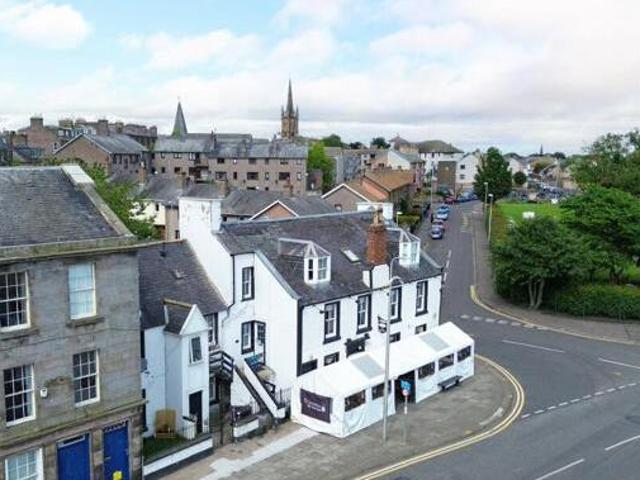 House for sale in Montrose