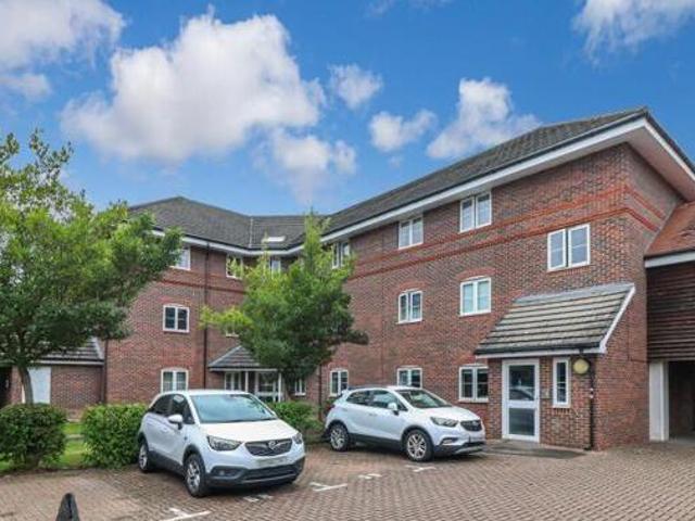 House for sale in North Watford, Hertfordshire