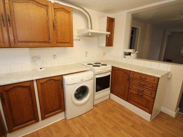 House for rent in Highfield, Pouchen End