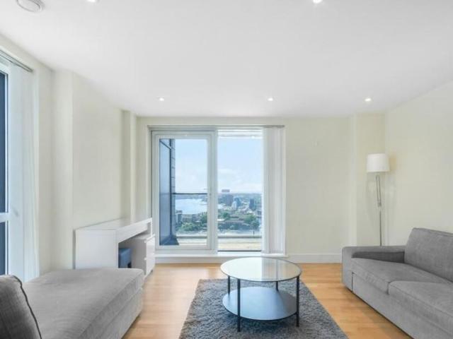 Apartment for rent in Blackwall, Greater London