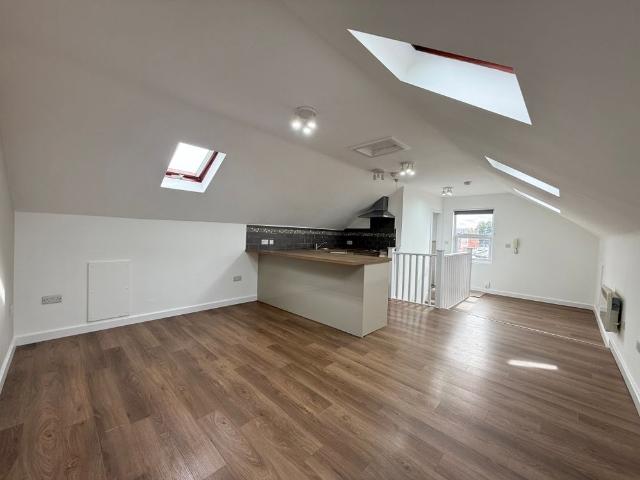 Studio for rent in Elmfield, Leicestershire