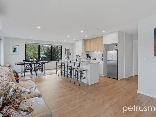 Apartment for sale in Warrane, Hobart