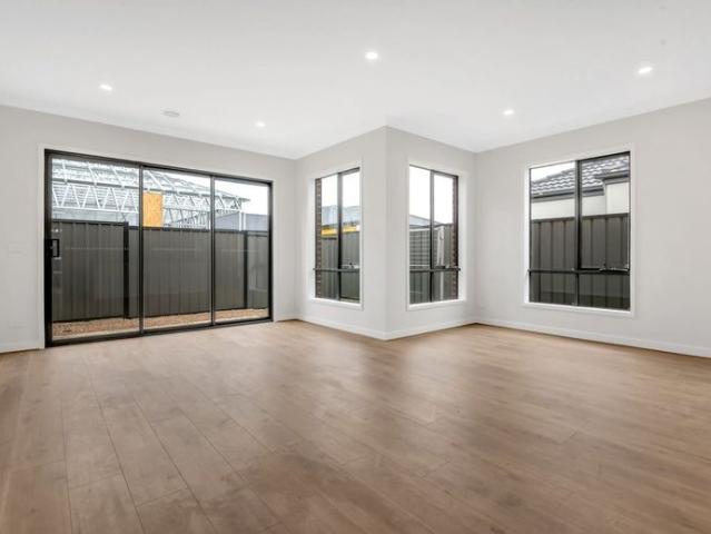 House for rent in Pinegrove, Melbourne