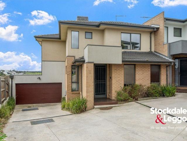 Townhouse for sale in Camerons Creek, Victoria
