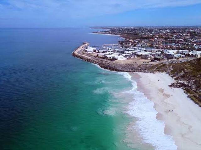 Cottage for sale in Clarkson, Western Australia