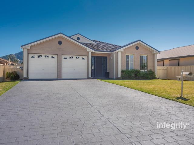 House for sale in Meroo Meadow
