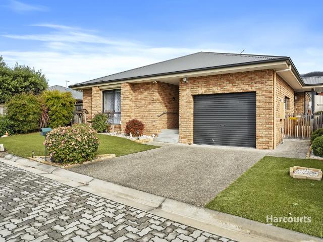 House for sale in Chigwell
