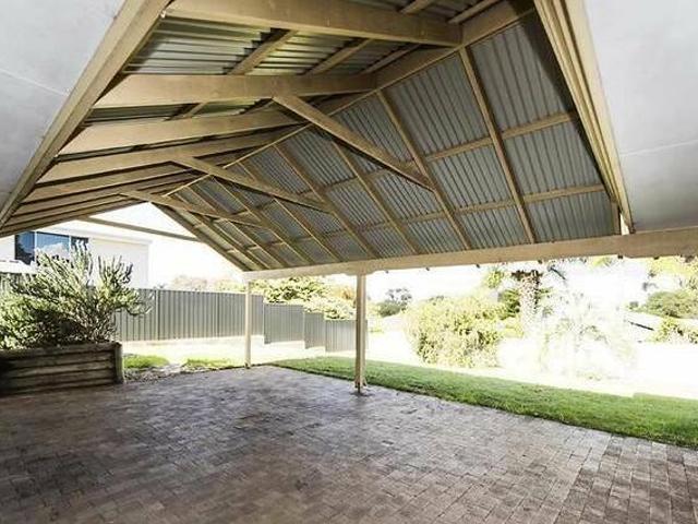 House for rent in Cockburn, Western Australia