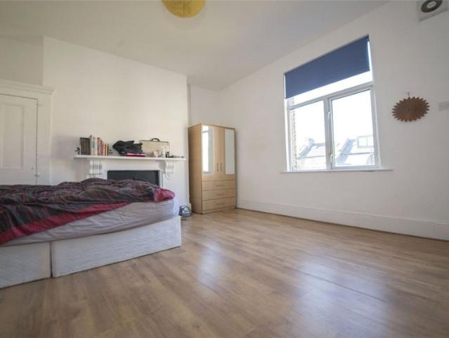 Studio for rent in Holloway, Cat Hill