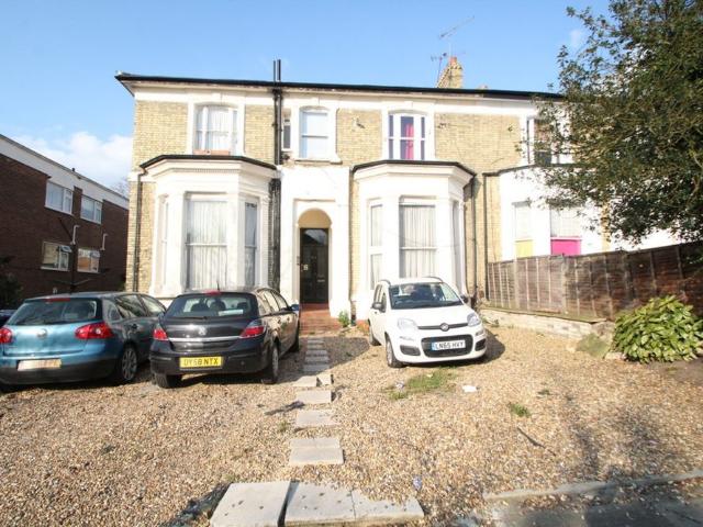 Apartment for rent in Cat Hill, Isle Of Man