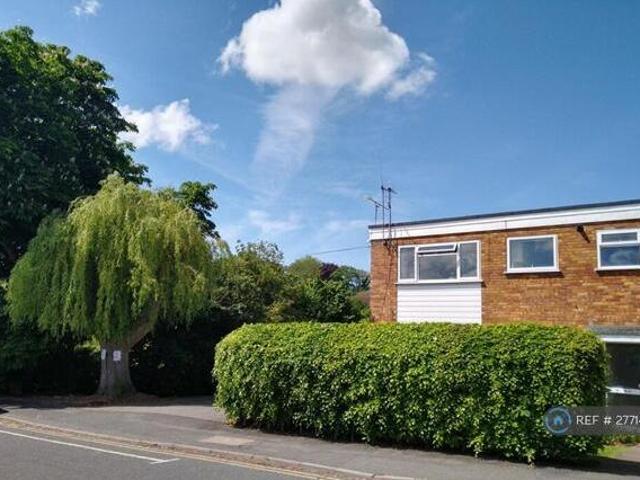House for rent in Green Close, Warwickshire